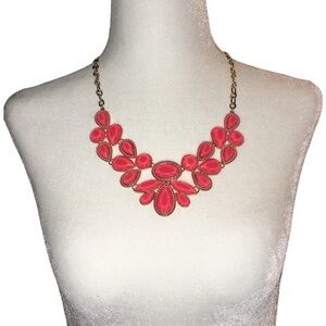 NWT Francesca's Collection | Gold Toned Unique Cluster Bib Necklace | Orange Red
